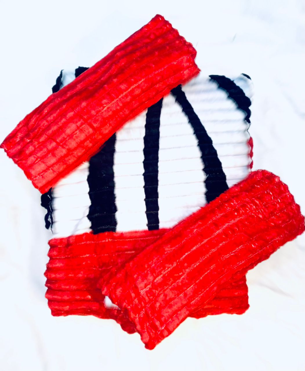 Drap Velours 3 pièces (2 taies d'oreillers + 1 drap) - Rouge, Blanc & Noir